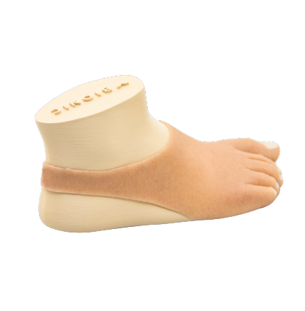 prezentacja silikonowej protezy uzupełniającej stopy dla osób po amputacji oraz z wadami wrodzonymi